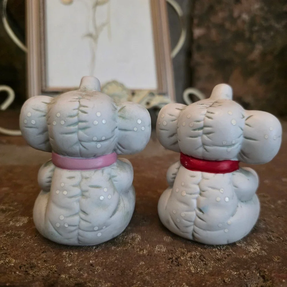 Vintage Elephant Salt and Pepper Shakers Ceramic Grandmacore quilt cottagecore